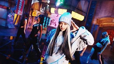 韩国女团BlackPink成员Lisa首支单曲《LaLisa》4K超清MV下载