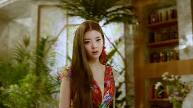 【4K超清MV】【韩国女团Itzy《Mafia In The Morning》】【WEBM/323M/城通/夸克】