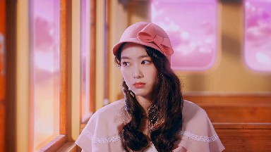 【4K超清MV】【韩国女团OhMyGirl《The Fifth Season》纯美动人】【WEBM/368M/城通/夸克】