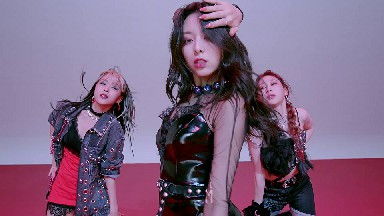 【4K超清MV】【韩国女团Itzy《LOCO》StudioChoom工作室版MV】【WEBM/627M/城通/夸克】