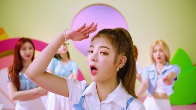 【4K超清MV】【韩国女团Itzy《Break Ice》听二姨的话】【WEBM/345M/城通/夸克】