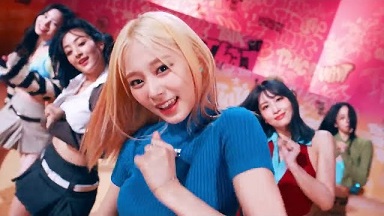 【4K超清MV】【韩国女团Twice《Talk That Talk》表演版MV】【WEBM/377M/夸克】