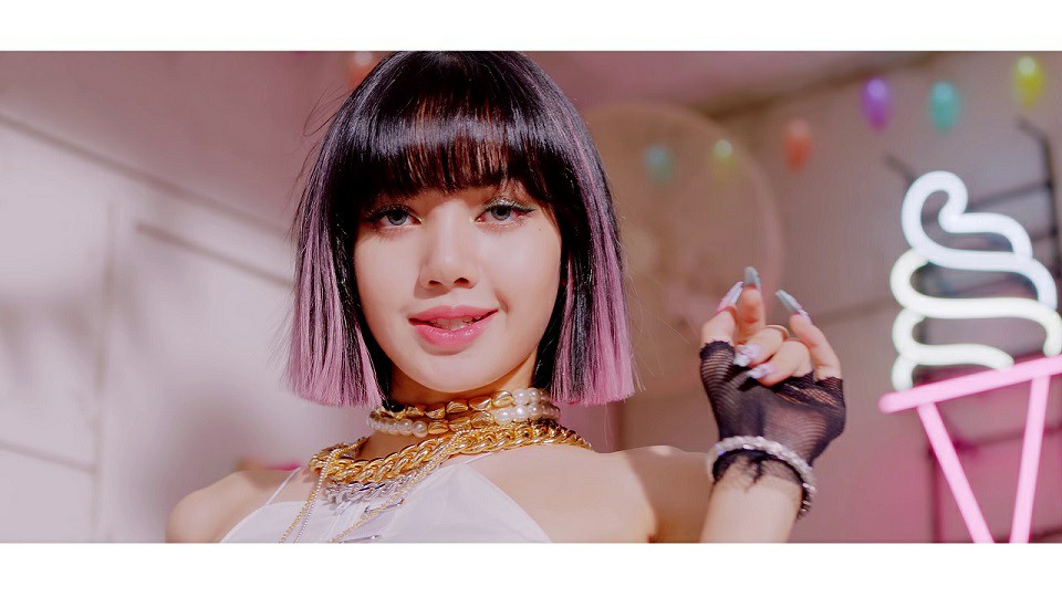 韩国女团BLACKPINK与欧美女星Selena Gomez合作带来《Ice Cream》4K超清MV