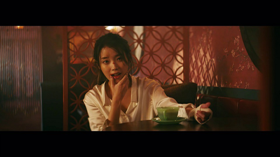 韩国歌手IU李知恩2021年3月新歌《LILAC》4K超清MV下载