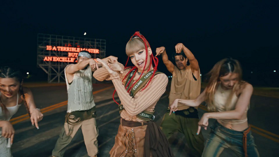 韩国女团Black Pink Lisa《Money》4K超清独家表演版MV下载