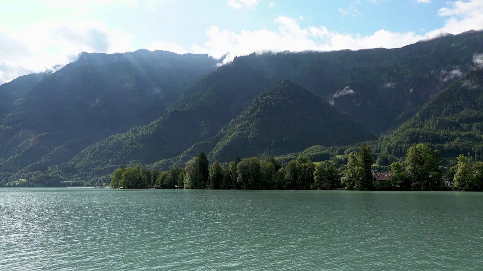 瑞士小镇 因特拉肯Interlaken4K超清风景写真视频下载