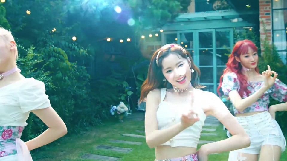 古天乐旗下女团Skyle2021年9月新歌《Da Da Da》2K 1080P超清MV下载