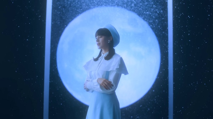 日本女团NiziU《Blue Moon》4K超清MV下载