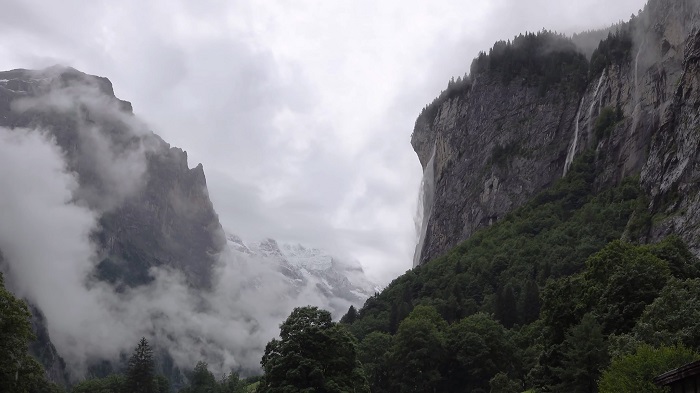 瑞士 劳特布龙嫩山谷Lauterbrunnen Valley 4K超清风景视频下载